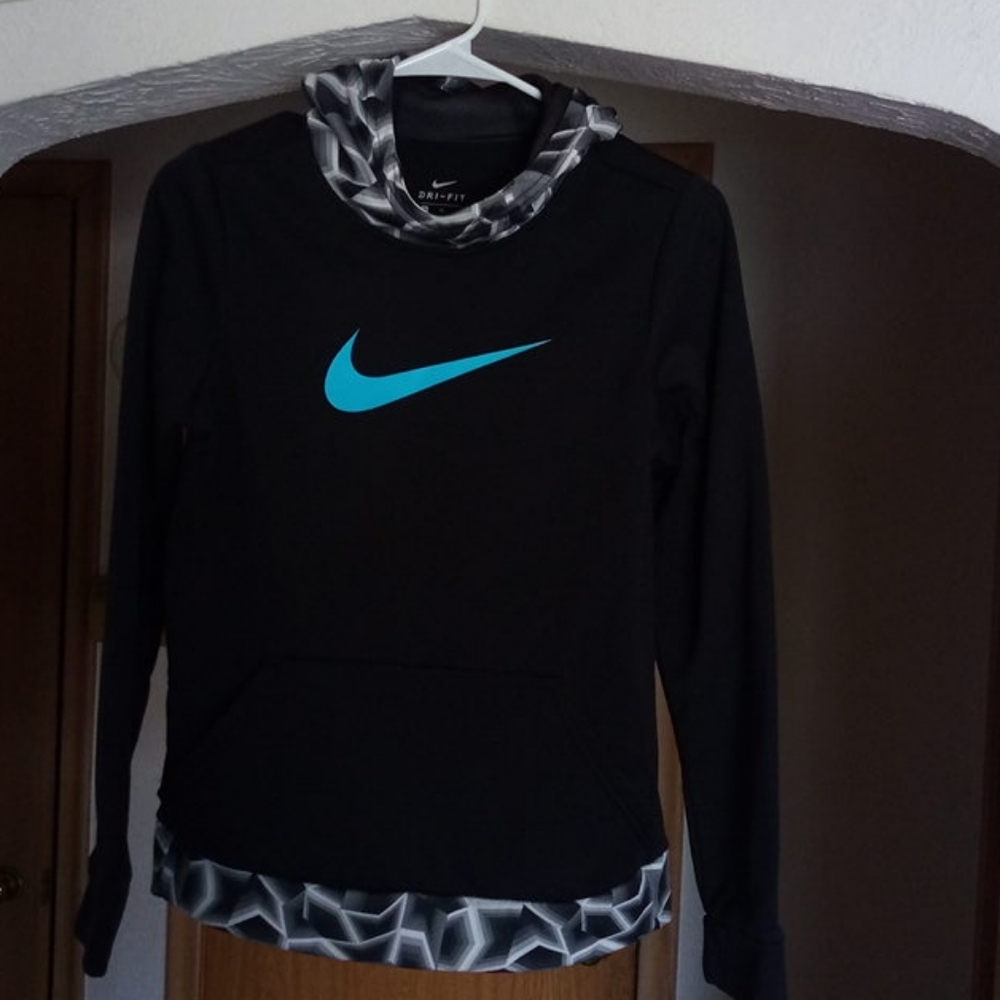 Kids pull over dri fit hoodie